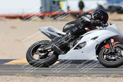 media/Apr-19-2025-CVMA (Sat) [[586b59ad56]]/Race 10-Amateur Supersport Middleweight/
